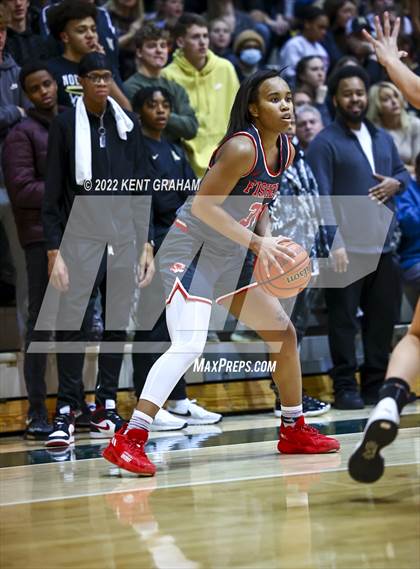 Thumbnail 3 in Fishers vs Noblesville (IHSAA Sectional Championship Playoff) photogallery.