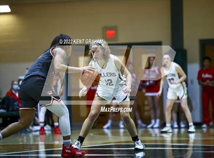 Thumbnail 3 in Fishers vs Noblesville (IHSAA Sectional Championship Playoff) photogallery.