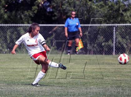 Thumbnail 2 in Bella Vista vs St. Mary's (CIF SJS D2 Semifinal Playoff) photogallery.