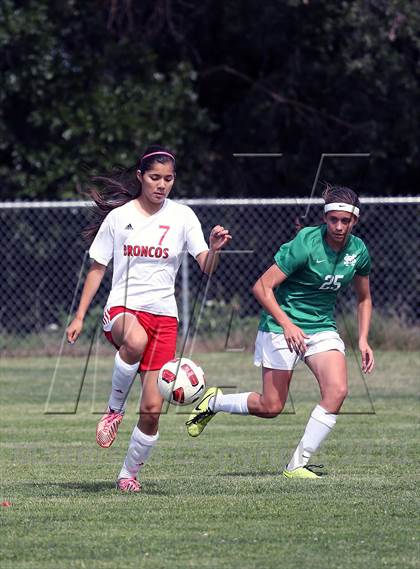 Thumbnail 2 in Bella Vista vs St. Mary's (CIF SJS D2 Semifinal Playoff) photogallery.