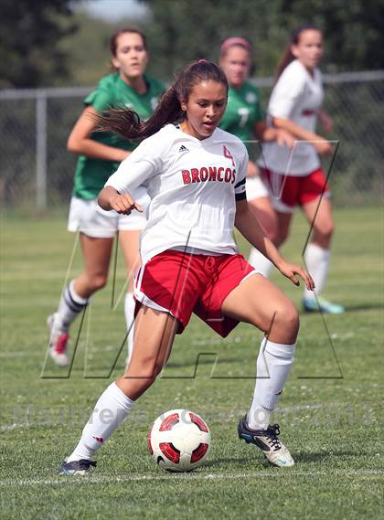 Thumbnail 2 in Bella Vista vs St. Mary's (CIF SJS D2 Semifinal Playoff) photogallery.