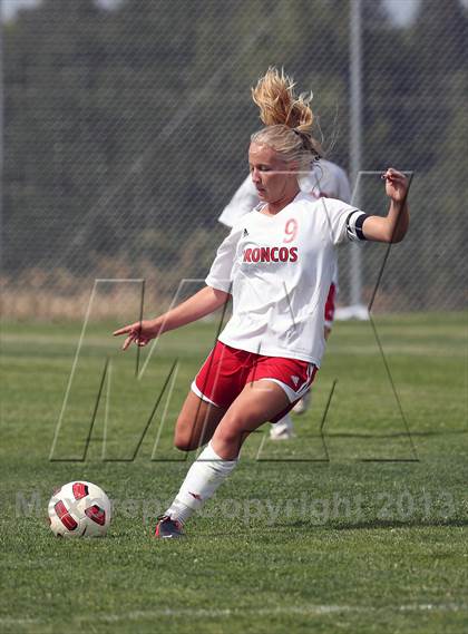 Thumbnail 3 in Bella Vista vs St. Mary's (CIF SJS D2 Semifinal Playoff) photogallery.