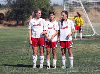Thumbnail 3 in Bella Vista vs St. Mary's (CIF SJS D2 Semifinal Playoff) photogallery.