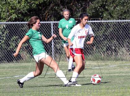 Thumbnail 2 in Bella Vista vs St. Mary's (CIF SJS D2 Semifinal Playoff) photogallery.