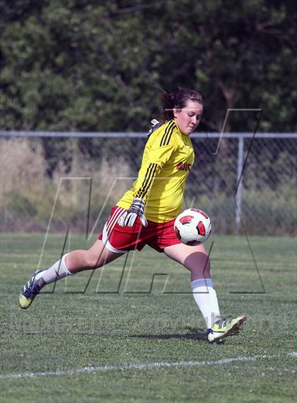 Thumbnail 3 in Bella Vista vs St. Mary's (CIF SJS D2 Semifinal Playoff) photogallery.