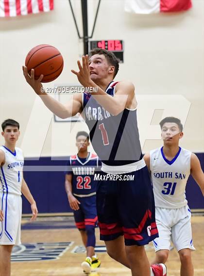Thumbnail 1 in South San Antonio vs Cornerstone Christian (SAISD Invitational) photogallery.