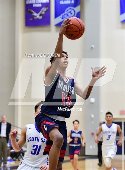 Thumbnail 3 in South San Antonio vs Cornerstone Christian (SAISD Invitational) photogallery.