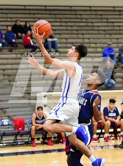 Thumbnail 1 in South San Antonio vs Cornerstone Christian (SAISD Invitational) photogallery.