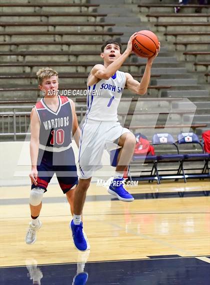 Thumbnail 3 in South San Antonio vs Cornerstone Christian (SAISD Invitational) photogallery.