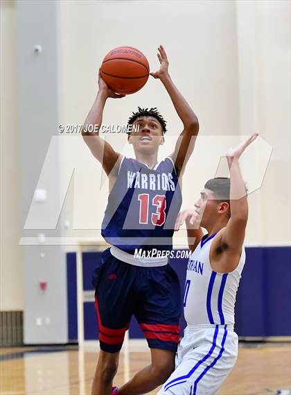 Thumbnail 2 in South San Antonio vs Cornerstone Christian (SAISD Invitational) photogallery.