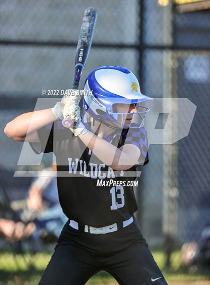 Thumbnail 1 in Davenport West vs Durant (Varsity Classic) photogallery.