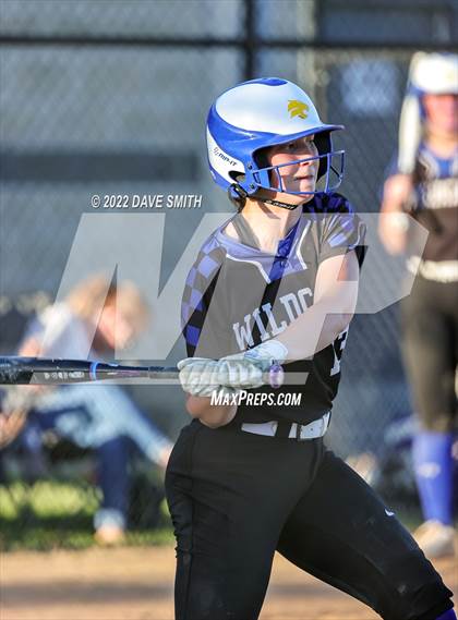 Thumbnail 2 in Davenport West vs Durant (Varsity Classic) photogallery.