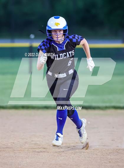 Thumbnail 3 in Davenport West vs Durant (Varsity Classic) photogallery.