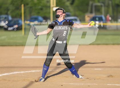 Thumbnail 3 in Davenport West vs Durant (Varsity Classic) photogallery.
