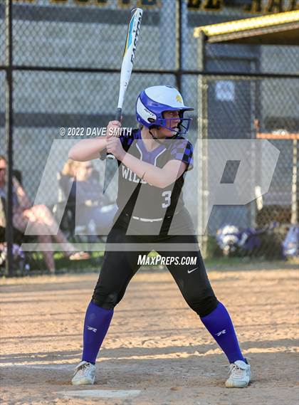 Thumbnail 3 in Davenport West vs Durant (Varsity Classic) photogallery.