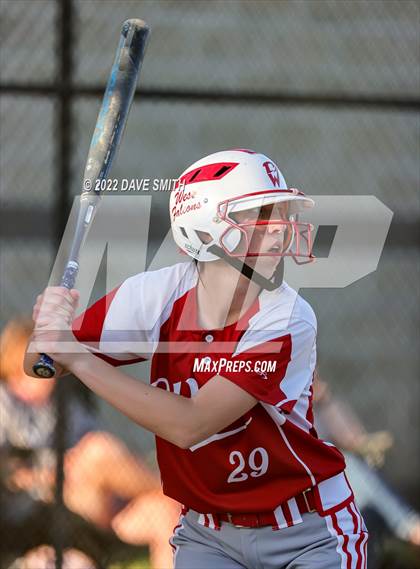 Thumbnail 1 in Davenport West vs Durant (Varsity Classic) photogallery.