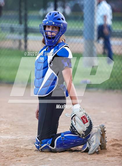 Thumbnail 3 in Davenport West vs Durant (Varsity Classic) photogallery.