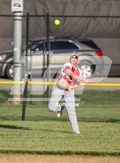Thumbnail 2 in Davenport West vs Durant (Varsity Classic) photogallery.