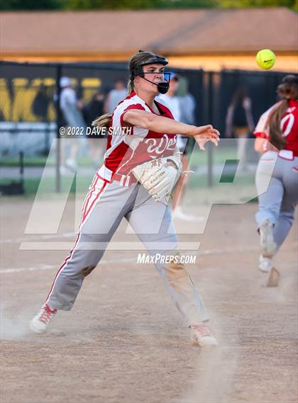 Thumbnail 3 in Davenport West vs Durant (Varsity Classic) photogallery.