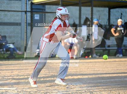 Thumbnail 3 in Davenport West vs Durant (Varsity Classic) photogallery.