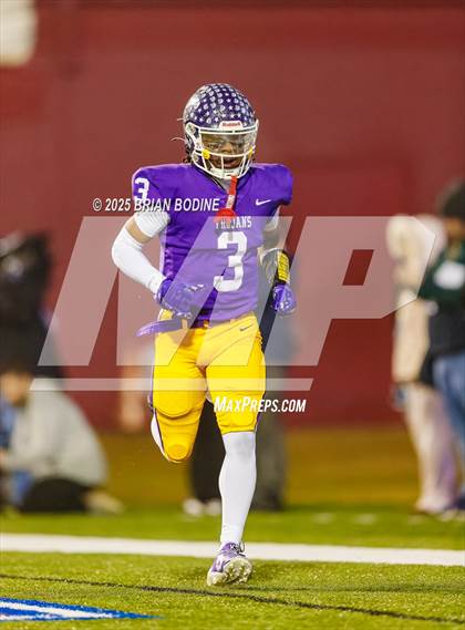 Thumbnail 2 in Northwestern vs Irmo (SCHSL 5A Div 2 Final) photogallery.