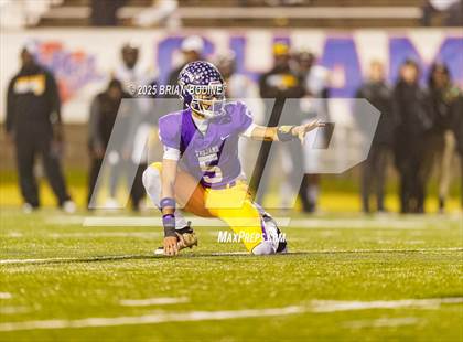 Thumbnail 2 in Northwestern vs Irmo (SCHSL 5A Div 2 Final) photogallery.