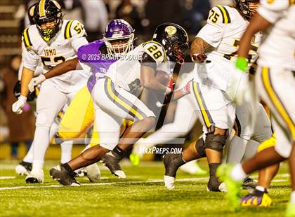 Thumbnail 1 in Northwestern vs Irmo (SCHSL 5A Div 2 Final) photogallery.