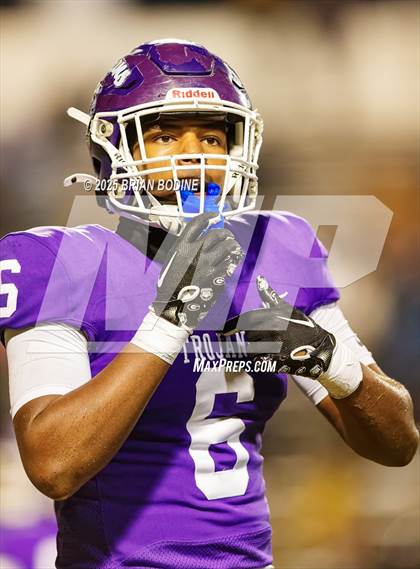Thumbnail 3 in Northwestern vs Irmo (SCHSL 5A Div 2 Final) photogallery.