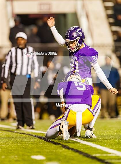 Thumbnail 3 in Northwestern vs Irmo (SCHSL 5A Div 2 Final) photogallery.