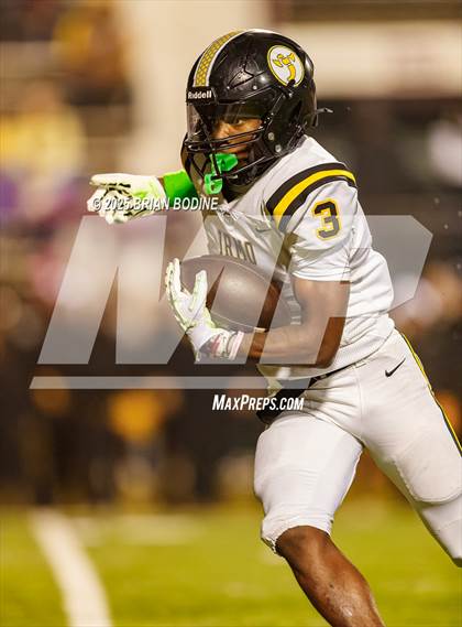 Thumbnail 3 in Northwestern vs Irmo (SCHSL 5A Div 2 Final) photogallery.