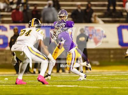 Thumbnail 2 in Northwestern vs Irmo (SCHSL 5A Div 2 Final) photogallery.