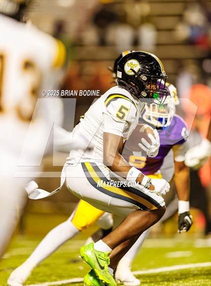 Thumbnail 2 in Northwestern vs Irmo (SCHSL 5A Div 2 Final) photogallery.