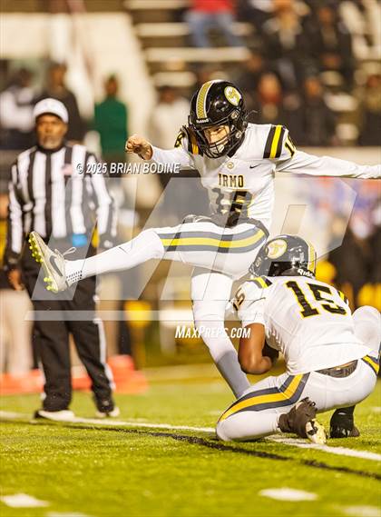 Thumbnail 3 in Northwestern vs Irmo (SCHSL 5A Div 2 Final) photogallery.