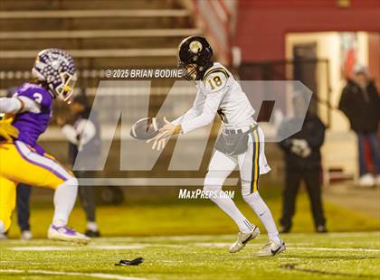 Thumbnail 2 in Northwestern vs Irmo (SCHSL 5A Div 2 Final) photogallery.