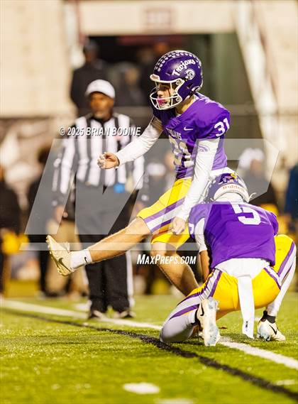Thumbnail 1 in Northwestern vs Irmo (SCHSL 5A Div 2 Final) photogallery.