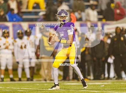 Thumbnail 3 in Northwestern vs Irmo (SCHSL 5A Div 2 Final) photogallery.