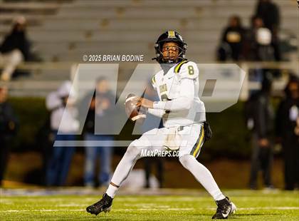Thumbnail 3 in Northwestern vs Irmo (SCHSL 5A Div 2 Final) photogallery.