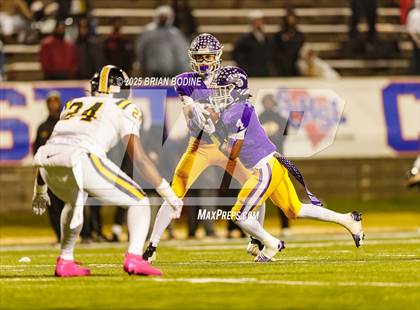 Thumbnail 1 in Northwestern vs Irmo (SCHSL 5A Div 2 Final) photogallery.