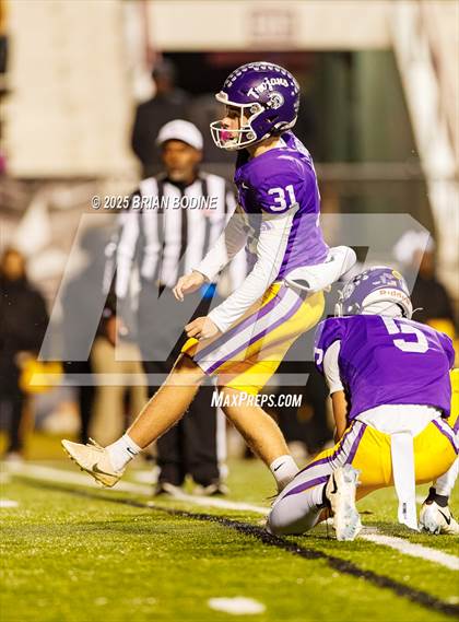 Thumbnail 2 in Northwestern vs Irmo (SCHSL 5A Div 2 Final) photogallery.