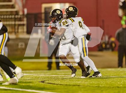 Thumbnail 3 in Northwestern vs Irmo (SCHSL 5A Div 2 Final) photogallery.