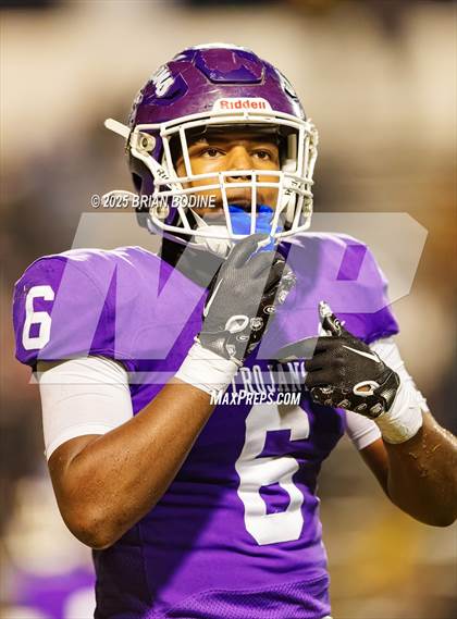 Thumbnail 1 in Northwestern vs Irmo (SCHSL 5A Div 2 Final) photogallery.