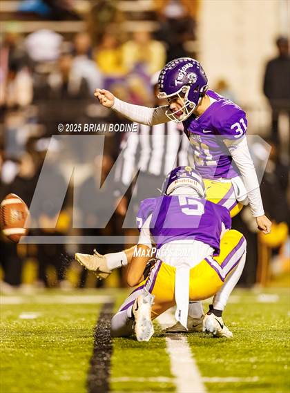 Thumbnail 1 in Northwestern vs Irmo (SCHSL 5A Div 2 Final) photogallery.