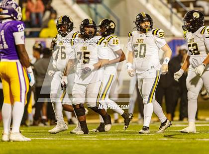 Thumbnail 2 in Northwestern vs Irmo (SCHSL 5A Div 2 Final) photogallery.
