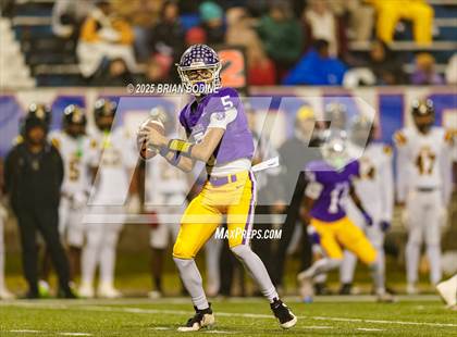 Thumbnail 3 in Northwestern vs Irmo (SCHSL 5A Div 2 Final) photogallery.