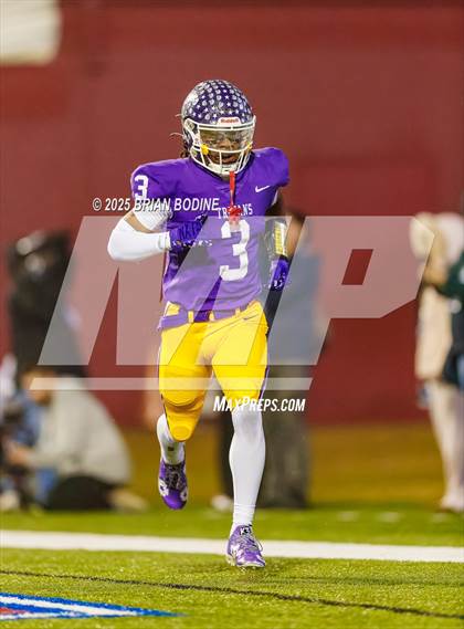Thumbnail 3 in Northwestern vs Irmo (SCHSL 5A Div 2 Final) photogallery.