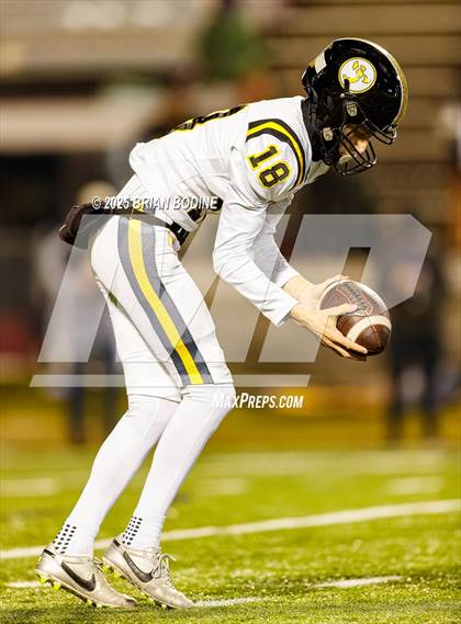 Thumbnail 1 in Northwestern vs Irmo (SCHSL 5A Div 2 Final) photogallery.