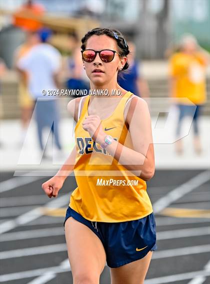 Thumbnail 2 in Muncie Central 3-Way (1600 Meter)  photogallery.