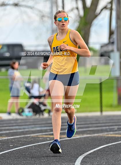 Thumbnail 1 in Muncie Central 3-Way (1600 Meter)  photogallery.