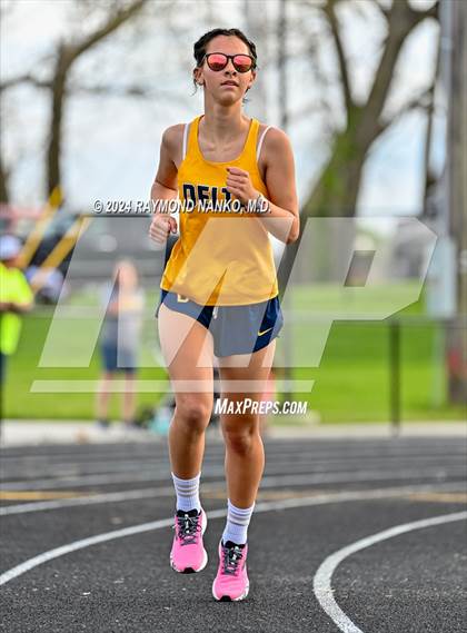 Thumbnail 3 in Muncie Central 3-Way (1600 Meter)  photogallery.