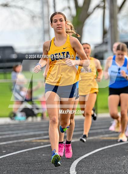 Thumbnail 3 in Muncie Central 3-Way (1600 Meter)  photogallery.